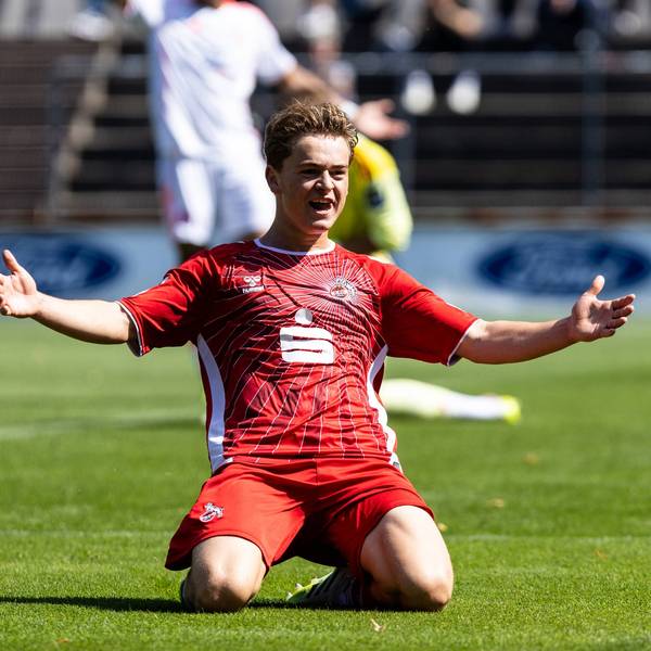 A-Junioren Bundesliga: 1.FC Köln U19 - Fortuna Düsseldorf U19 03.08.2025 1.FC Köln U19 bejubelt das Tor, 2:0 durch Benjamin Ley 1.FC Köln U19, 11 A-Junioren Bundesliga Vorrunde Gruppe G-U19 DFB-Nachwuchsliga: 1.FC Köln U19 - Fortuna Düsseldorf U19 Franz-Kremer-Stadion, Köln 03.08.2025 DFL/DFB regulations prohibit any use of photographs as image sequences and/or quasi video. *** A Junioren Bundesliga 1 FC Köln U19 Fortuna Düsseldorf U19 03 08 2025 1 FC Köln U19 celebrates the goal, 2 0 by Benjamin Ley 1 FC Köln U19, 11 A Junioren Bundesliga Vorrunde Gruppe G U19 DFB Nachwuchsliga 1 FC Köln U19 Fortuna Düsseldorf U19 Franz Kremer Stadion, Köln 03 08 2025 DFL DFB regulations prohibit any use of photographs as image sequences and or quasi video Copyright: xBEAUTIFULxSPORTS/Buriakovx