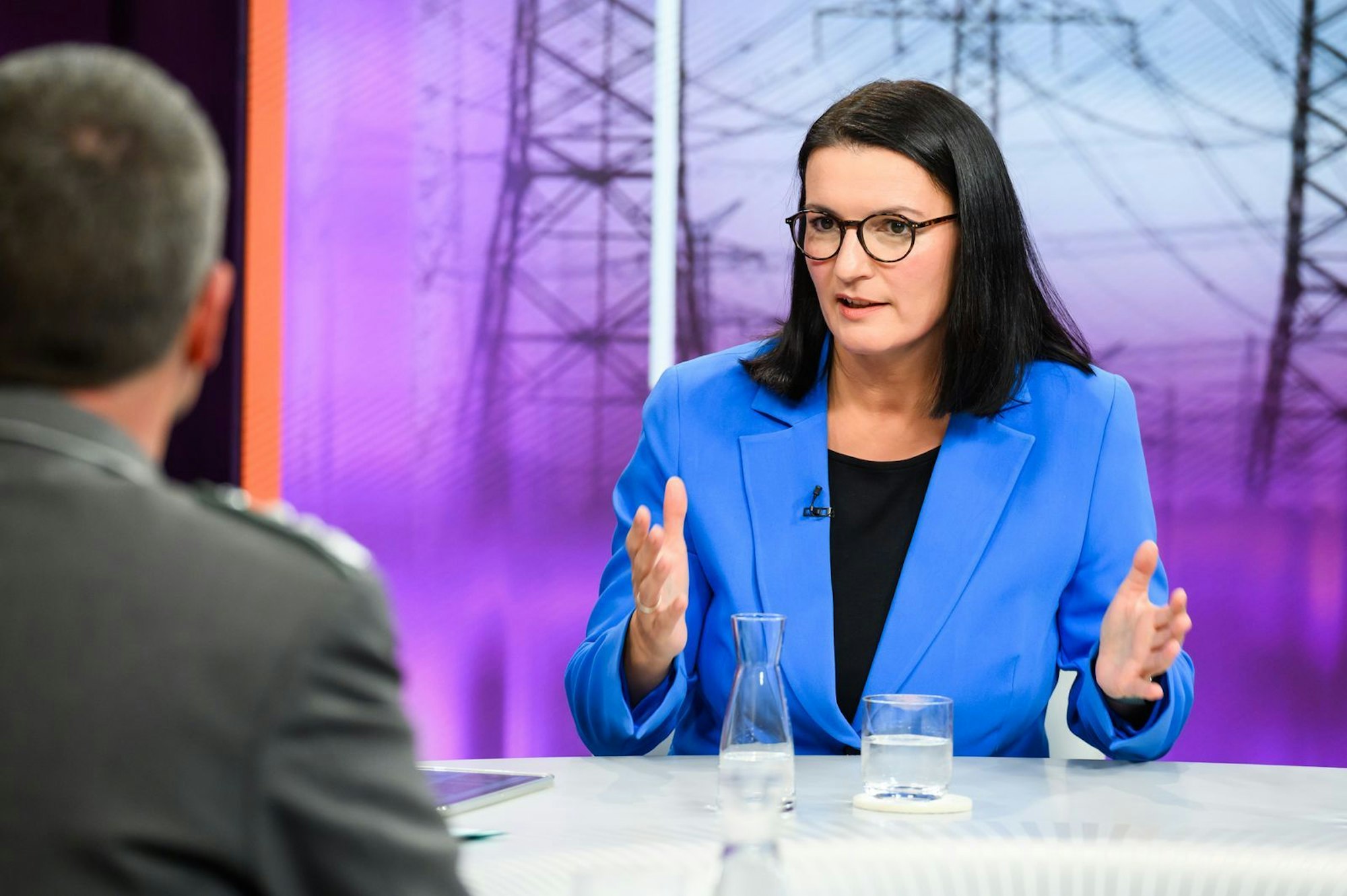 Irene Mihalic (Bündnis 90/Die Grünen) warf der Regierung vor, mit den „Perspektiven der Menschen“ zu spielen. (Bild: ZDF/Jule Roehr )