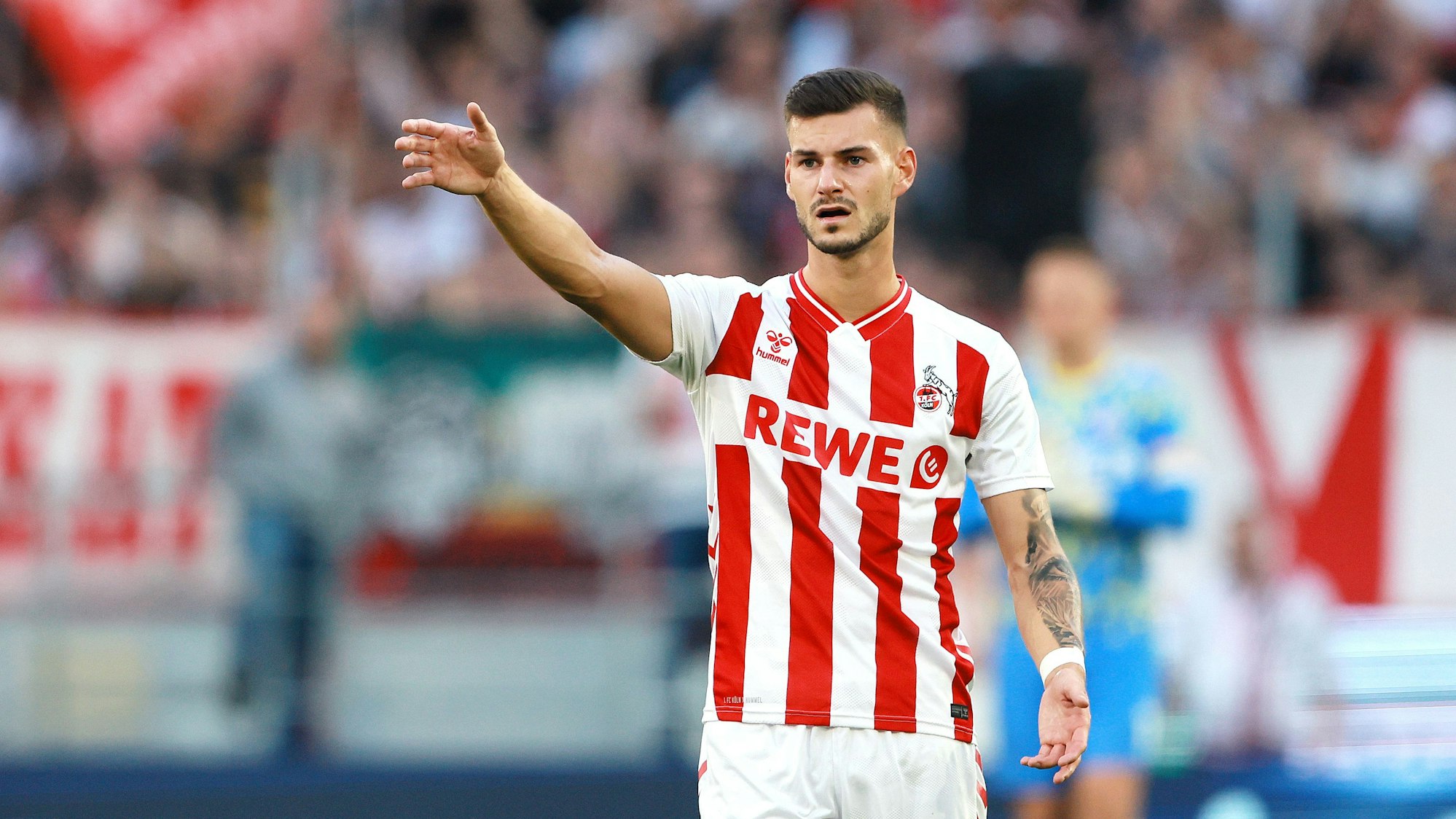 1. FC Köln vs. VFB Stuttgart, 5. Spieltag, 28.09.2025, 17.30 Uhr, Tom Krauß (1. FC Köln), Bild: Herbert Bucco