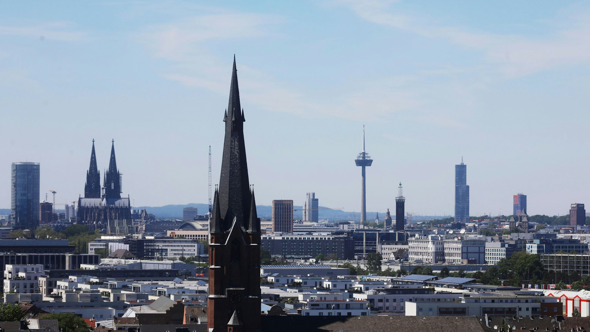 Die Skyline von Köln. Viele Hochhaus-Projekte sind über die Jahre eingestampft worden.