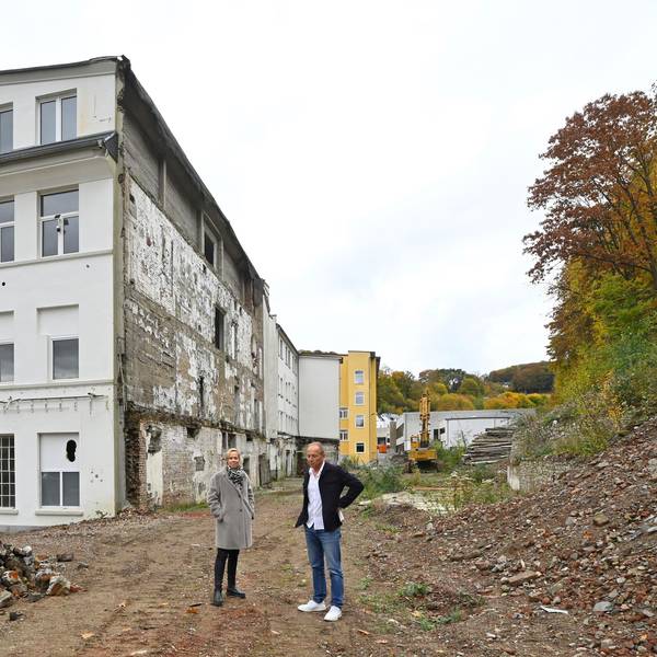 Zu sehen ist die Baustelle auf dem Gelände der ehemaligen Tapetenfabrik.