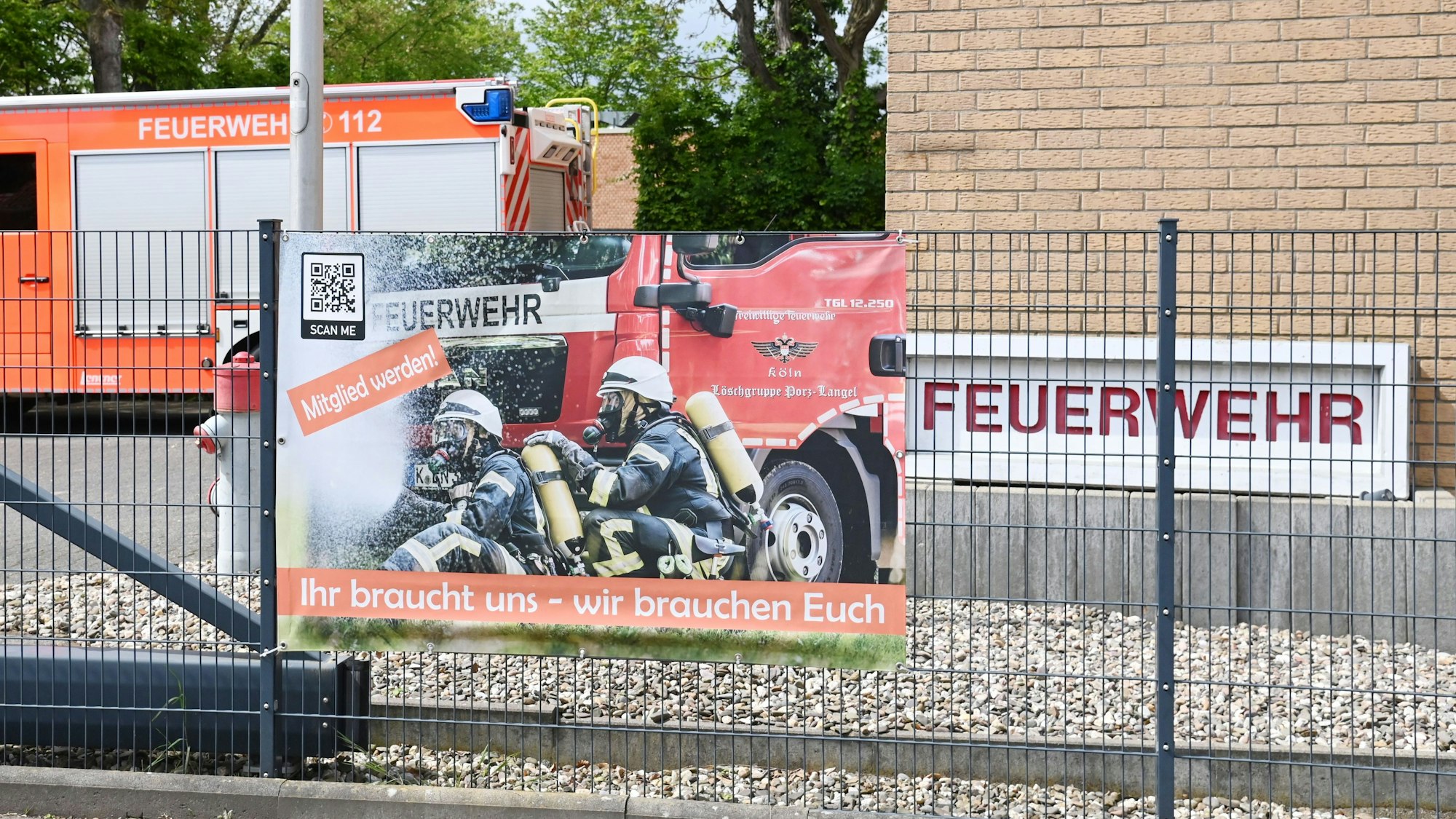 24.04.2024 Köln. Das Gerätehaus der Löschgruppe Porz-Langel der Freiwilligen Feuerwehr Köln.