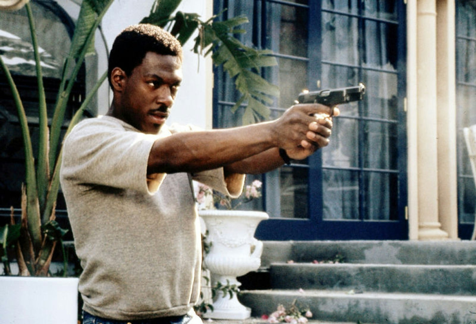 Sylvester Stallone als Beverly Hills Cop? Undenkbar. In der Komödienreihe spielte Eddie Murphy seine Paraderolle. (Bild: Paramount)