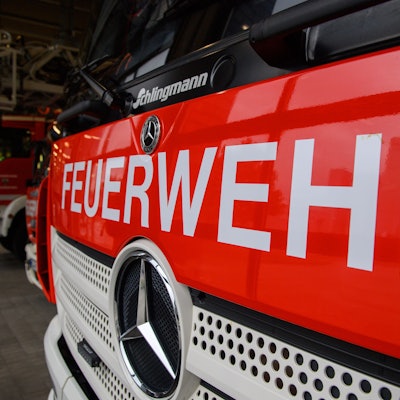 Die Kölner Feuerwehr rückte am Morgen zu einem Einsatz nach Bickendorf aus. (Symbolfoto)