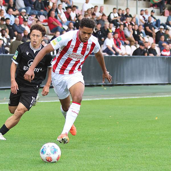 Regionalliga West: 1.FC Koeln U21 - Wuppertaler SV ** NUR FÜR REDAKTIONELLE ZWECKE ** EDITORIAL USE ONLY **Fussball Regionalliga West 6.Spieltag Montag 01.09.2025 Ort: Franz Kremer Stadion Koeln 1.FC Koeln U21 - Wuppertaler SV Im Bild von links Daiki Kamo (WSV) und Yannick Mausehund (Koeln U21) Deutschland Köln Copyright: StefanxRittershaus *** Regionalliga West 1 FC Koeln U21 Wuppertaler SV FOR EDITORIAL PURPOSES ONLY p Soccer Regionalliga West 6 Matchday Monday 01 09 2025 Location Franz Kremer Stadion Koeln 1 FC Koeln U21 Wuppertaler SV Pictured from left Daiki Kamo WSV and Yannick Mausehund Koeln U21 Germany Cologne Copyright StefanxRittershaus Copyright: StefanxRittershaus doc827idvm11ms18wcntmcj ,EDITORIAL USE ONLY