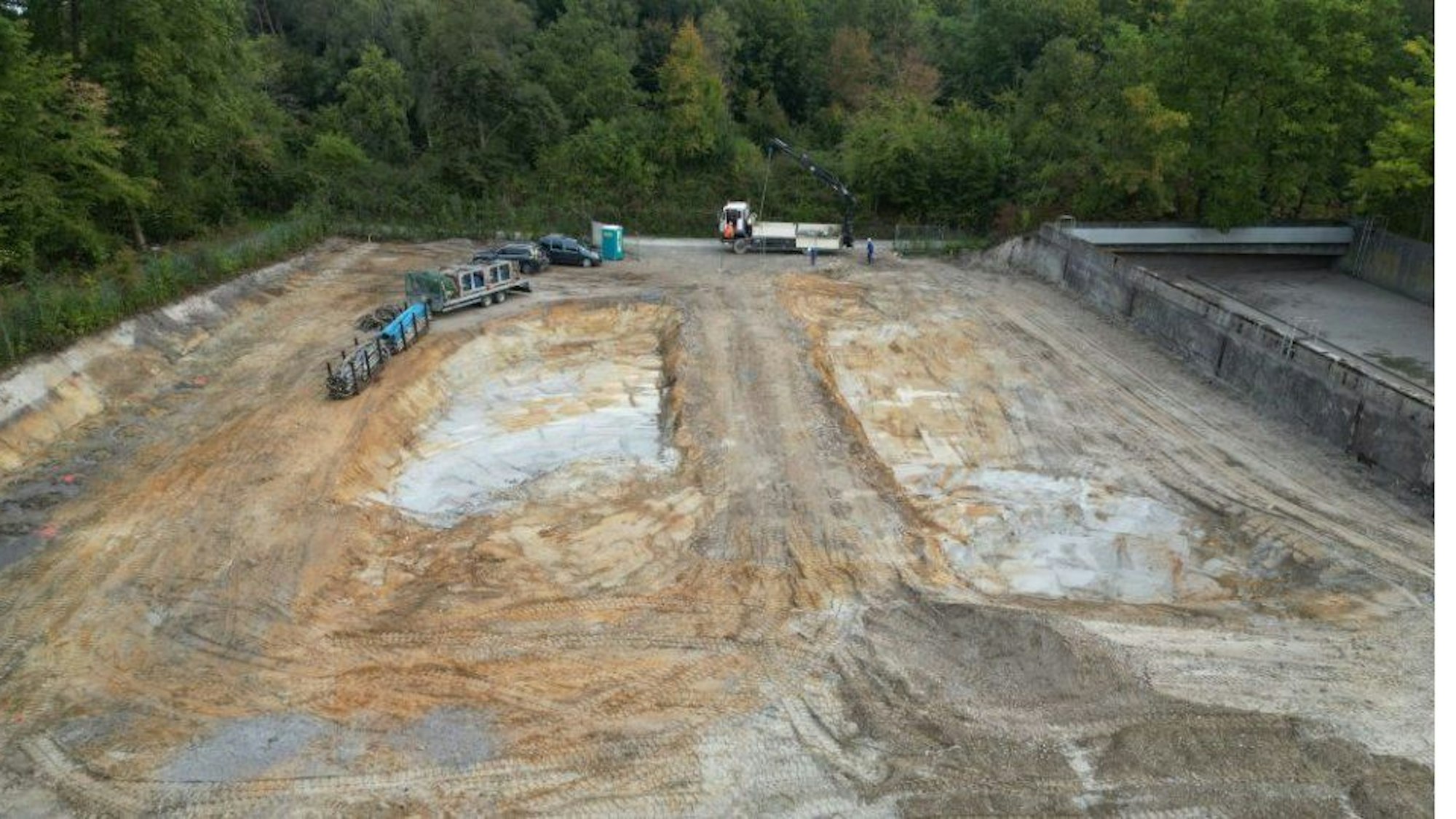 Bau von Regenrückhaltebecken in Siegburg, hier das Becken, das auf dem Stallberg entsteht