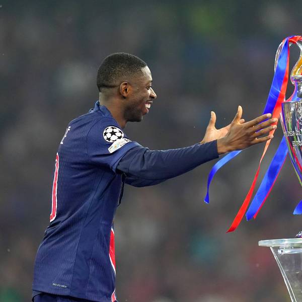 Ousmane Dembélé - hier nach dem Titelgewinn der Champions League - kehrt wohl in den Kader zurück
