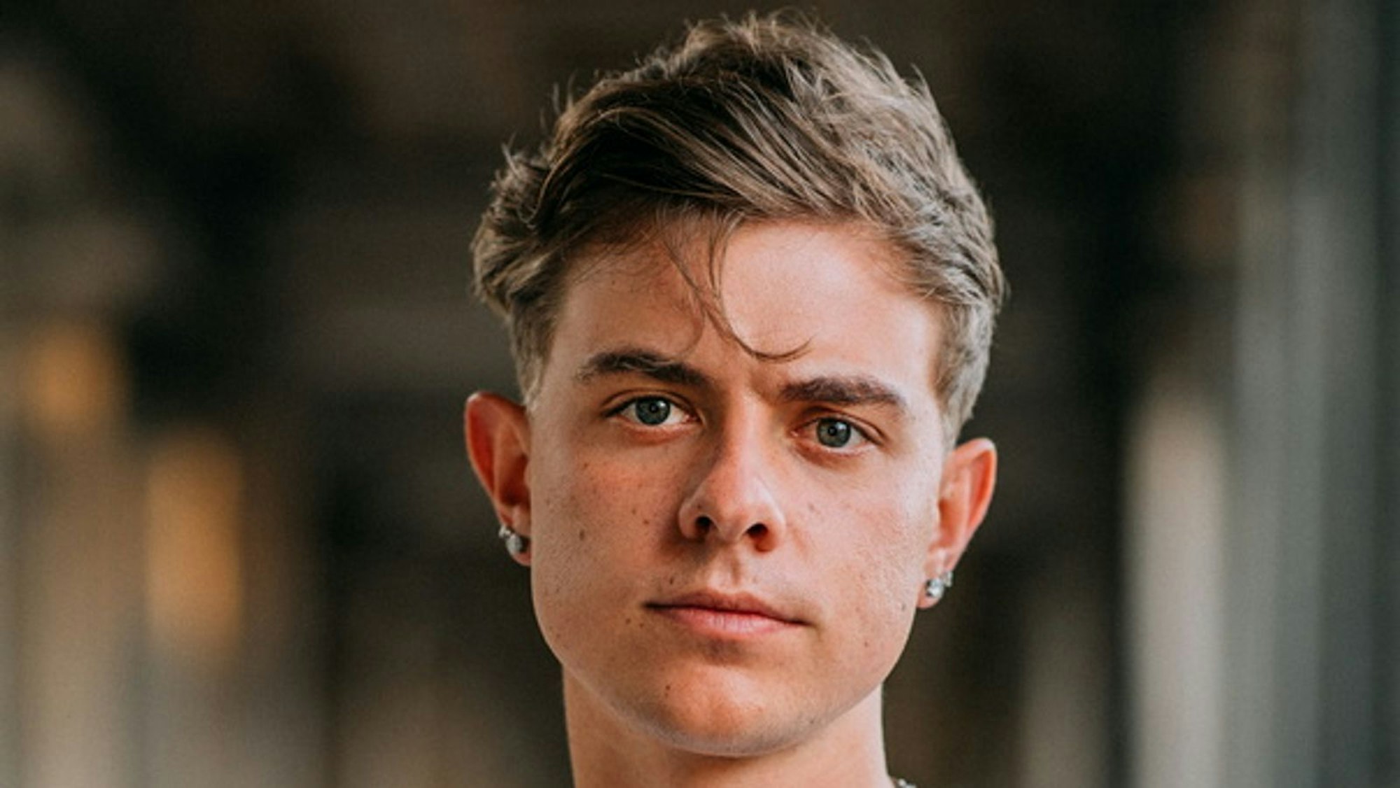 „Über gute Aufrufzahlen freue ich mich natürlich“, erzählt Jonas Ems im Interview mit der Agentur teleschau.  (Bild: Jonas Ems / Privat)