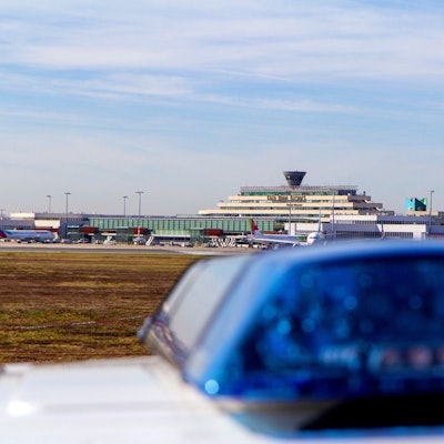 Ein Fahrzeug der Bundespolizei am Flughafen Köln/Bonn.