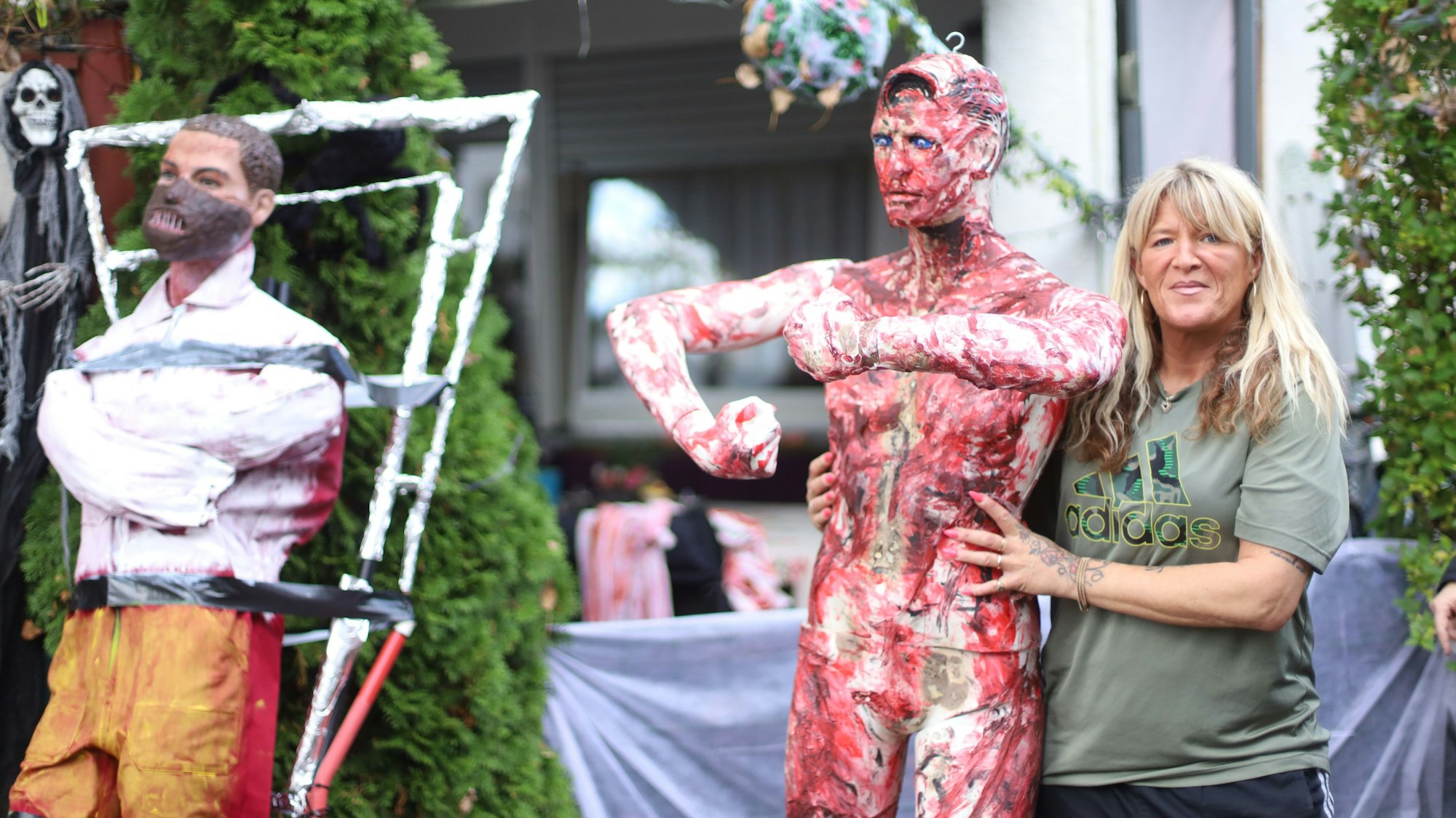 20.10.2025, Köln: Das Geisterhaus in der Flemingstraße in Niehl. Foto: Arton Krasniqi