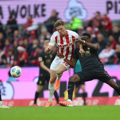 Keine Angst vor schwierigen Duellen: Marius Bülter im Spiel am Samstag gegen den FC Augsburg