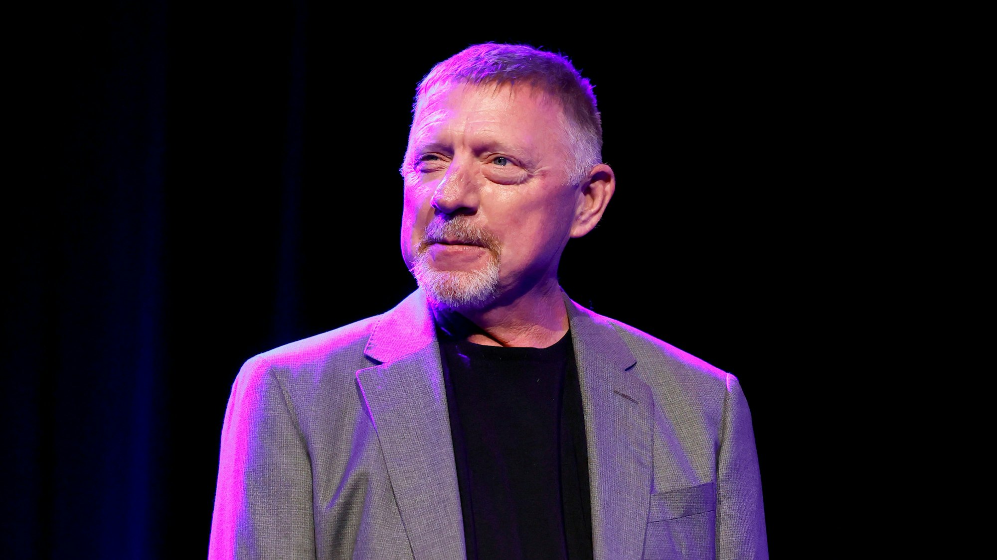 Tennis-Legende Boris Becker auf der Lit.Colonge in Köln auf der Bühne.