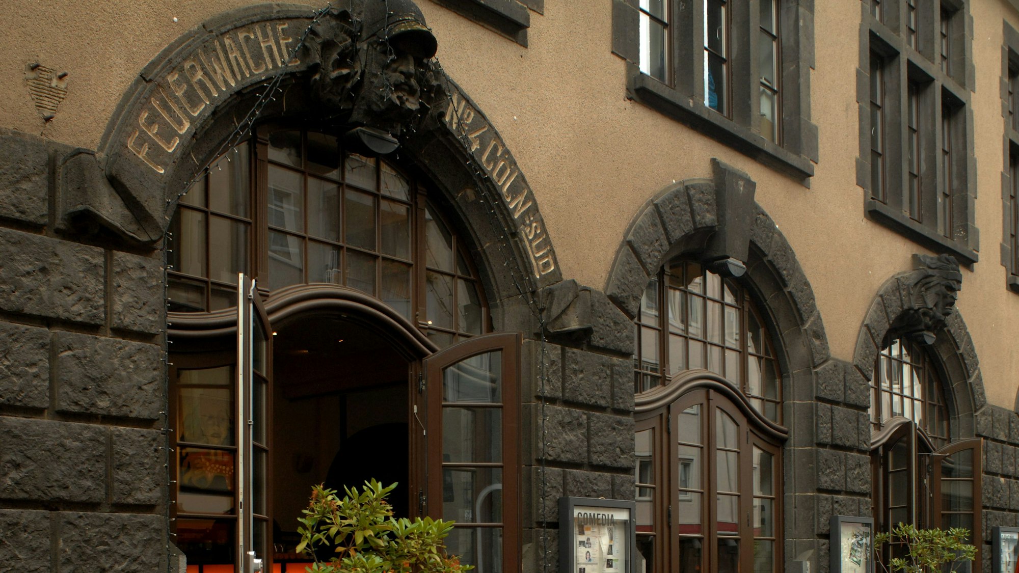 Das Comedia Theater in Köln von außen. Hier finden viele Veranstaltungen statt. (Archivbild)