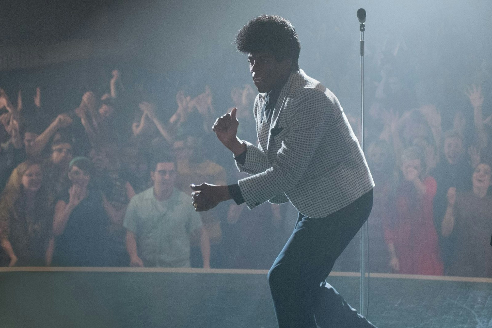 In „Get on Up“ wurde die Lebensgeschichte von James Brown erzählt. Chadwick Boseman (Bild) gelang es hervorragend, die enorme Bühnenpräsenz des Godfather of Soul zu treffen.  (Bild: Universal Pictures)