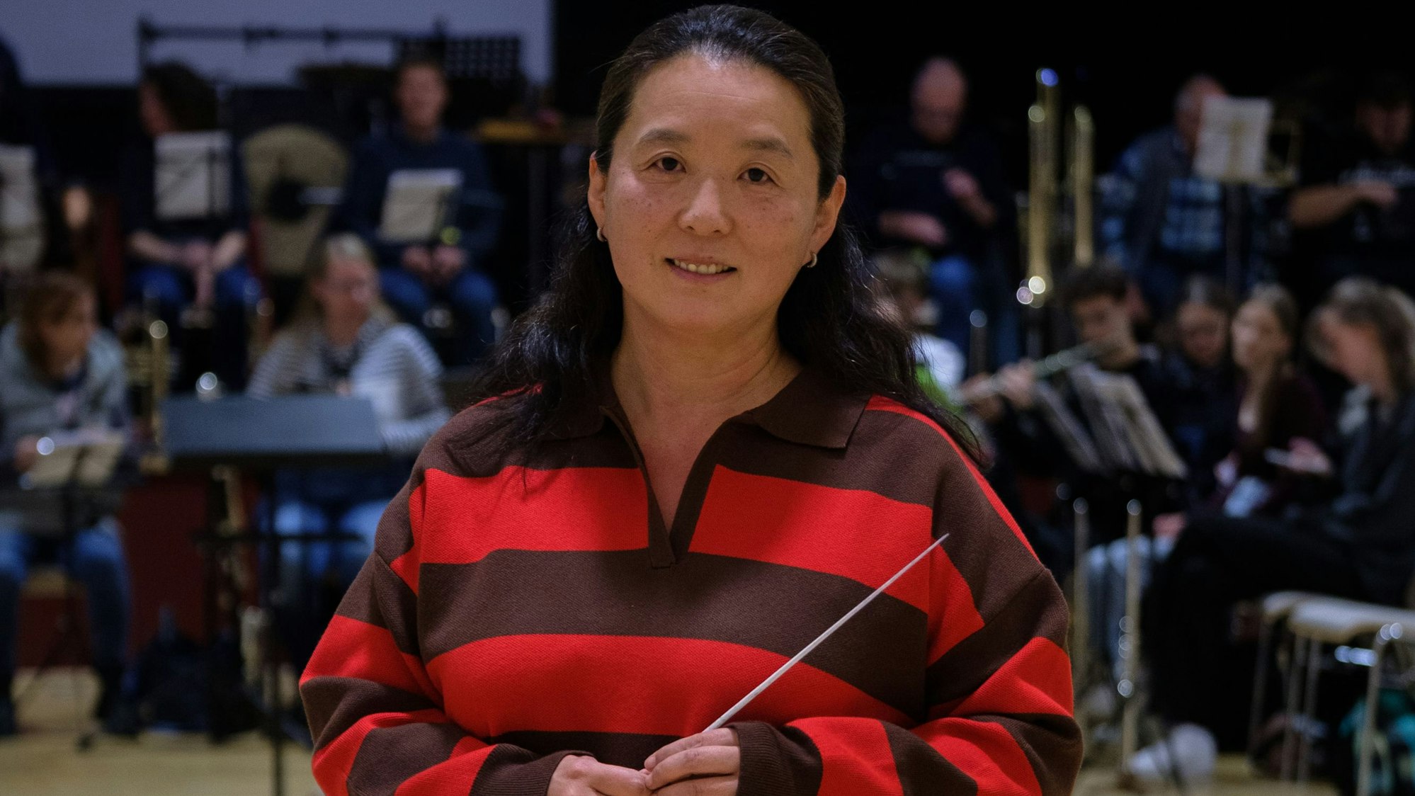 Zu einer Zeitreise laden heute Abend (Samstag, 25. Oktober 2025) der Musikkreis Holpe und seine Dirigentin Noriko Sakano in die Morsbacher Kulturstätte ein.