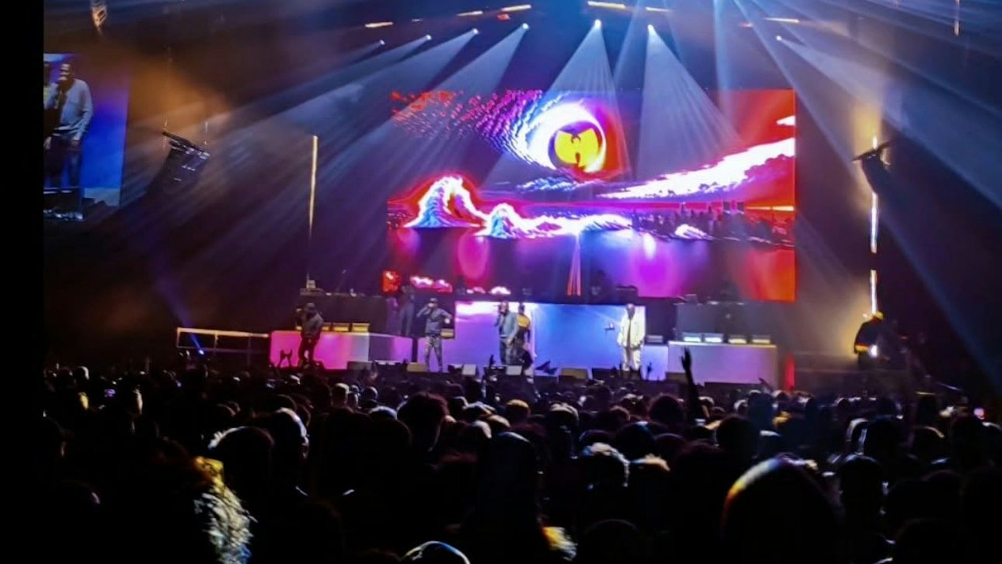 Das Bild zeigt die Rap-Gruppe Wu-Tang-Clan bei einem Konzert in Kopenhagen im Jahr 2023. Foto: Kevin Goonewardena