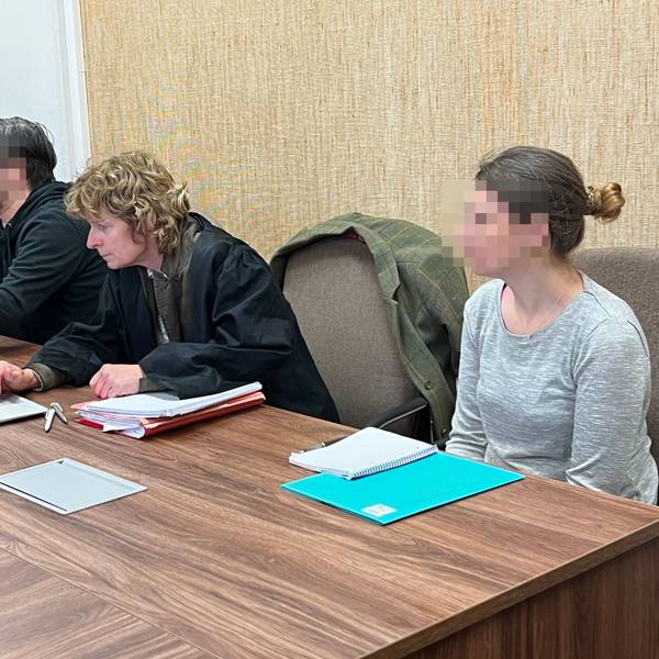 Landgericht: Ein Leverkusener Ehepaar steht vor m Landgericht, weil kinderpornografische Aufnahmen gemacht wurden und wegen Kindesmissbrauchs Bild: Ralf Krieger