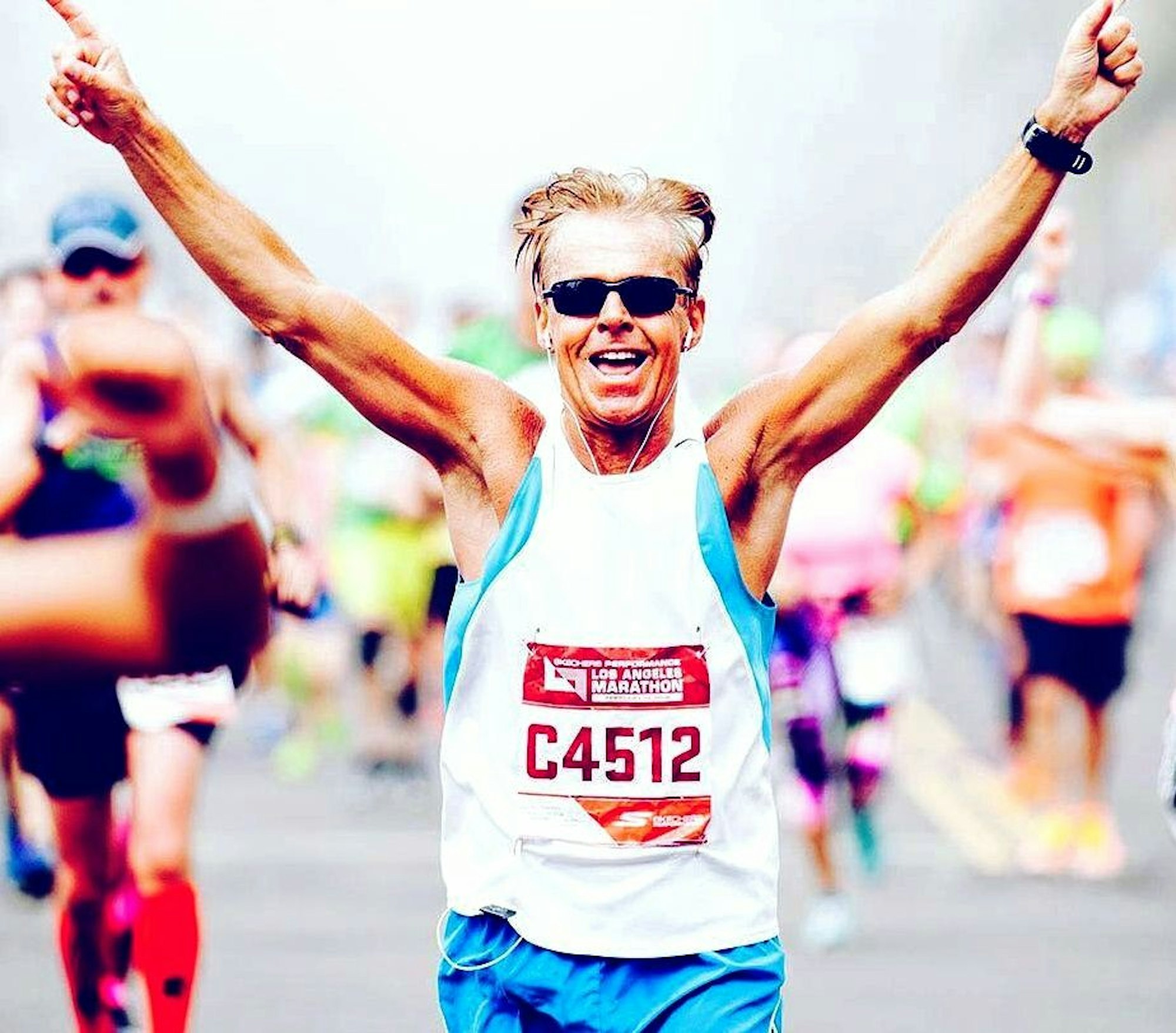 Hans Werner Wüst beim Zieleinlauf in Los Angeles 2016
