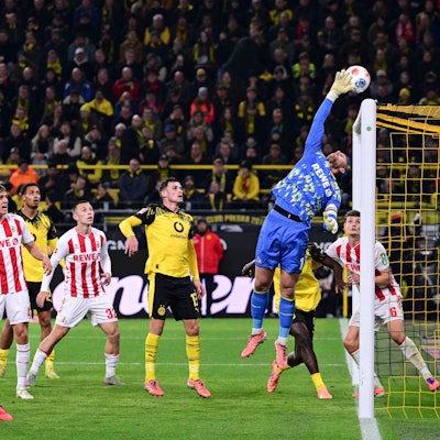 Marvin Schwäbe war in Dortmund mit mehreren tollen Paraden zur Stelle.