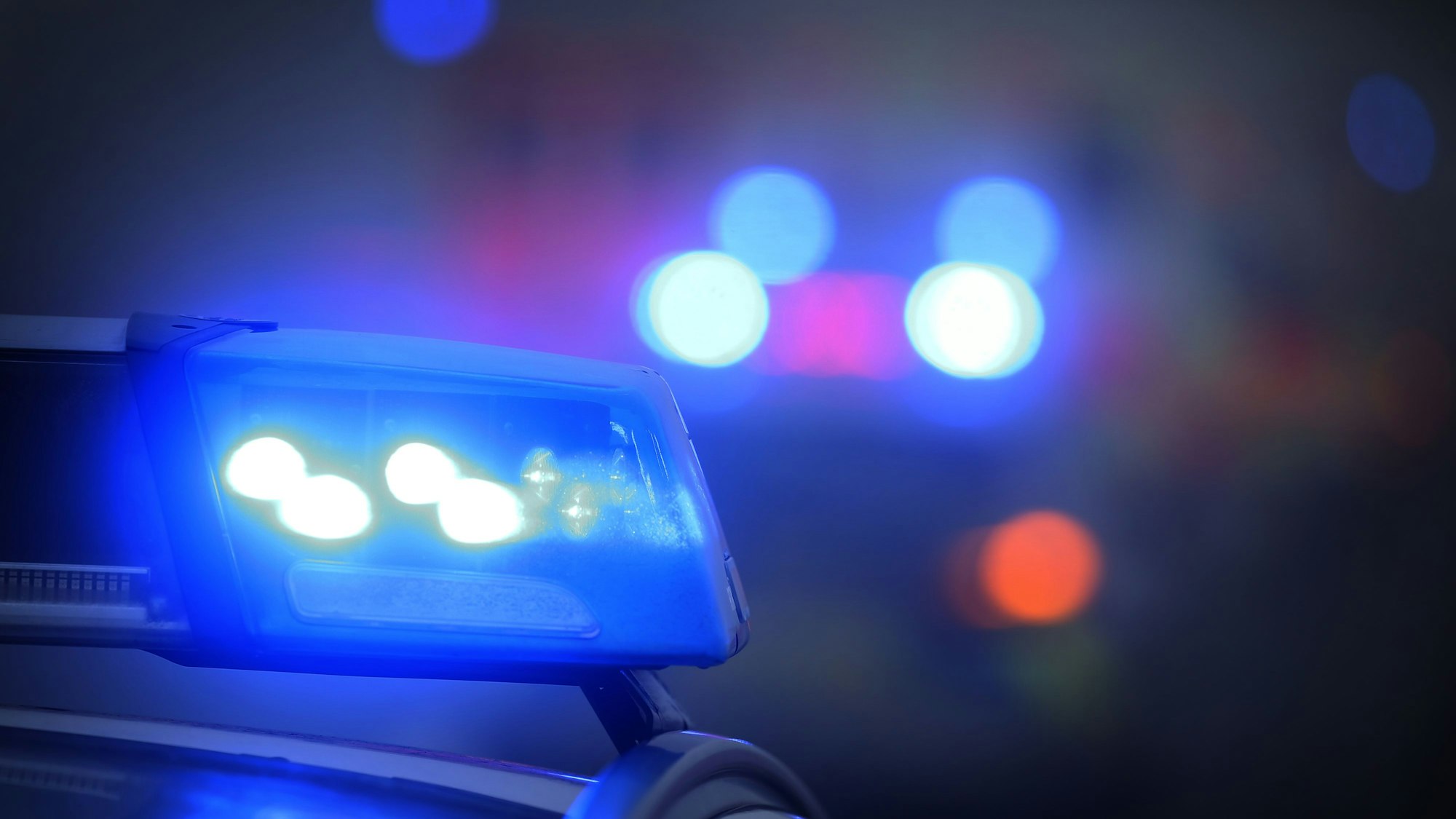 In Siegen-Geisweid löste am Samstag ein Balkon-Schuss einen SEK-Einsatz aus. (Symbolbild)