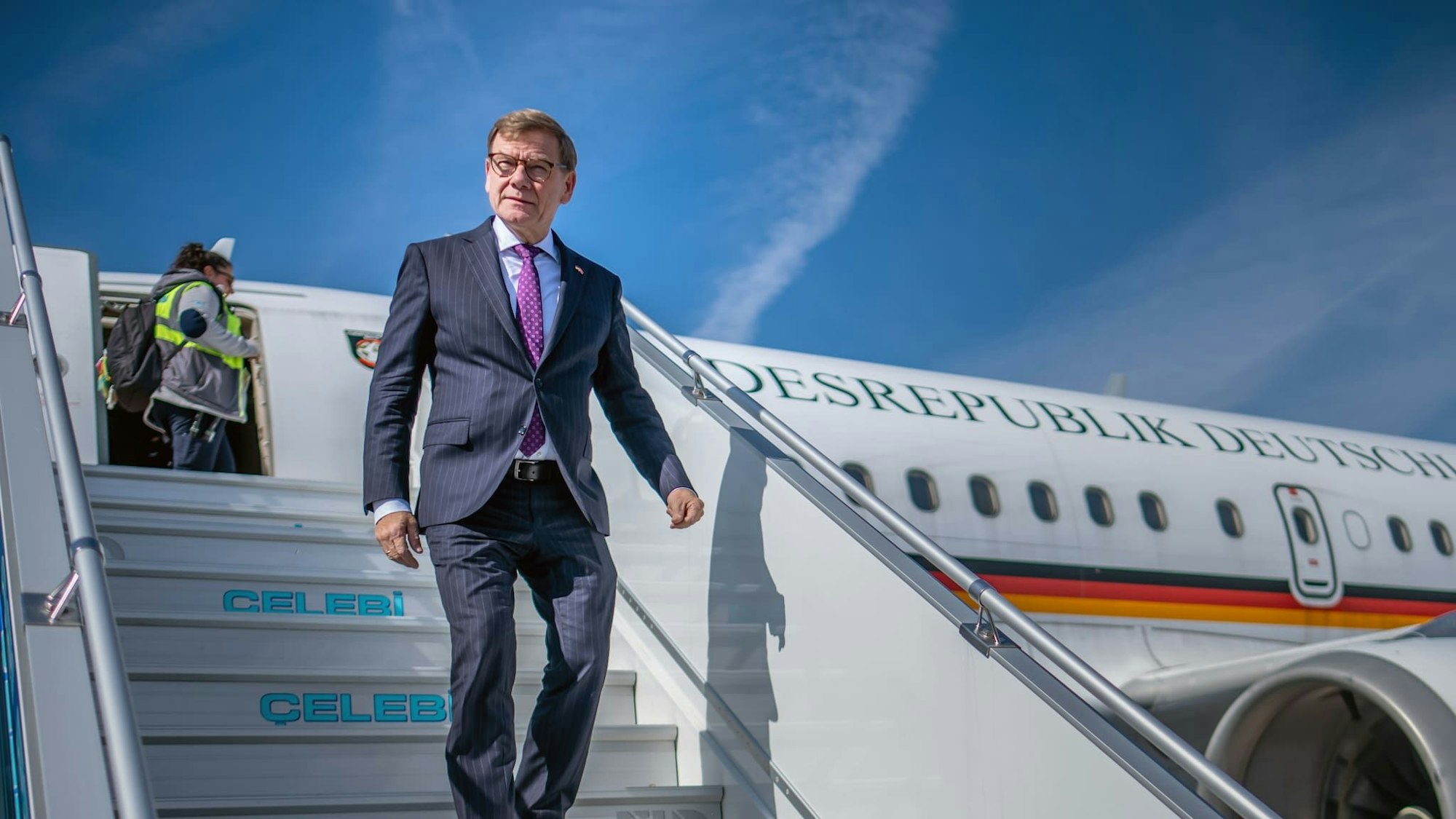 Außenminister Johann Wadephul (CDU) hat eine geplante China-Reise ganz kurzfristig abgesagt - und setzt auf einen Nachfolgetermin unter anderen Vorzeichen.