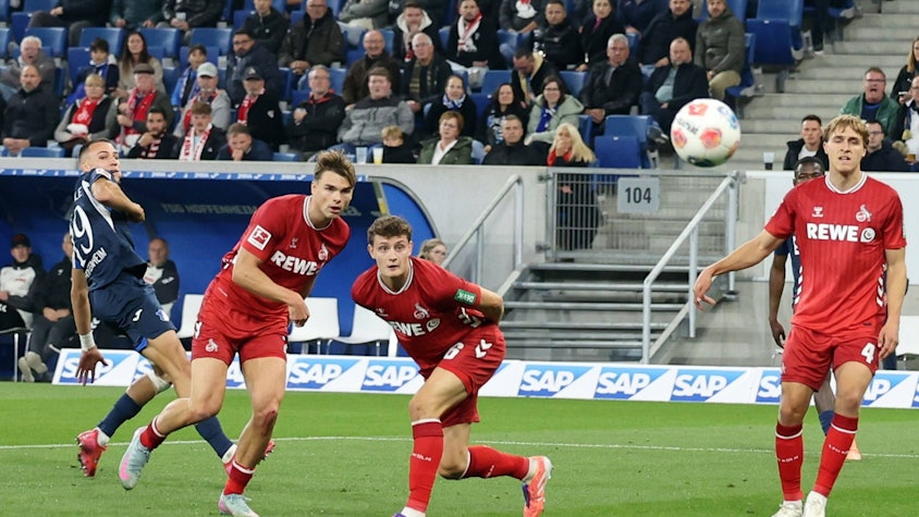 03.10.2025, xrekx, Fussball 1.Bundesliga, TSG 1899 Hoffenheim - 1.FC Köln v.l. Tim Lemperle TSG 1899 Hoffenheim JoÃl Schmied 1.FC Koeln Eric Martel 1.FC Koeln Timo Hübers Huebers 1.FC Koeln DFL/DFB REGULATIONS PROHIBIT ANY USE OF PHOTOGRAPHS as IMAGE SEQUENCES and/or QUASI-VIDEO Sinsheim *** 03 10 2025, xrekx, Soccer 1 Bundesliga, TSG 1899 Hoffenheim 1 FC Köln v l Tim Lemperle TSG 1899 Hoffenheim Joà l Schmied 1 FC Koeln Eric Martel 1 FC Koeln Timo Hübers Huebers 1 FC Koeln DFL DFB REGULATIONS PROHIBIT ANY USE OF PHOTOGRAPHS as IMAGE SEQUENCES and or QUASI VIDEO Sinsheim