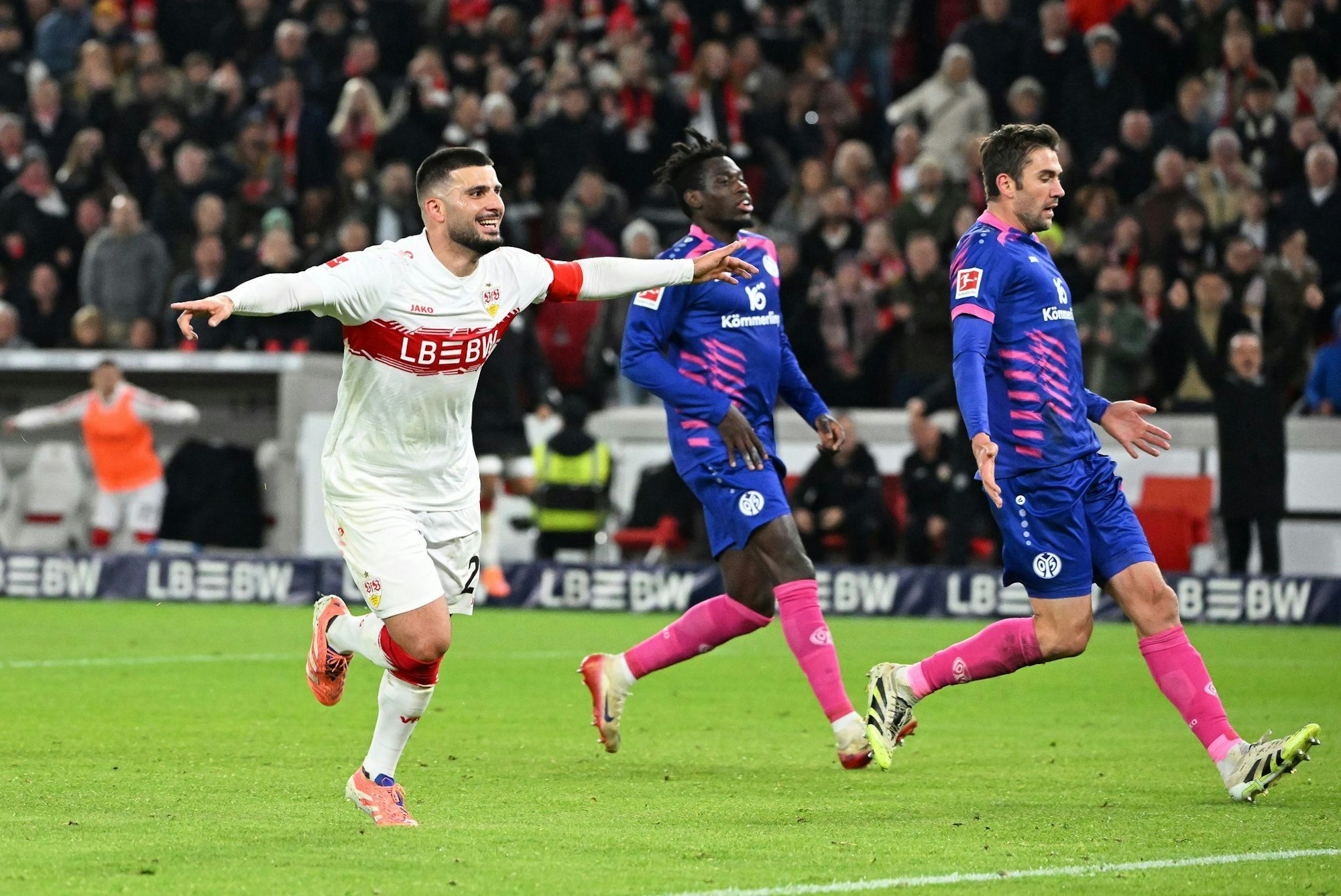 Torschütze zum 2:1: Deniz Undav