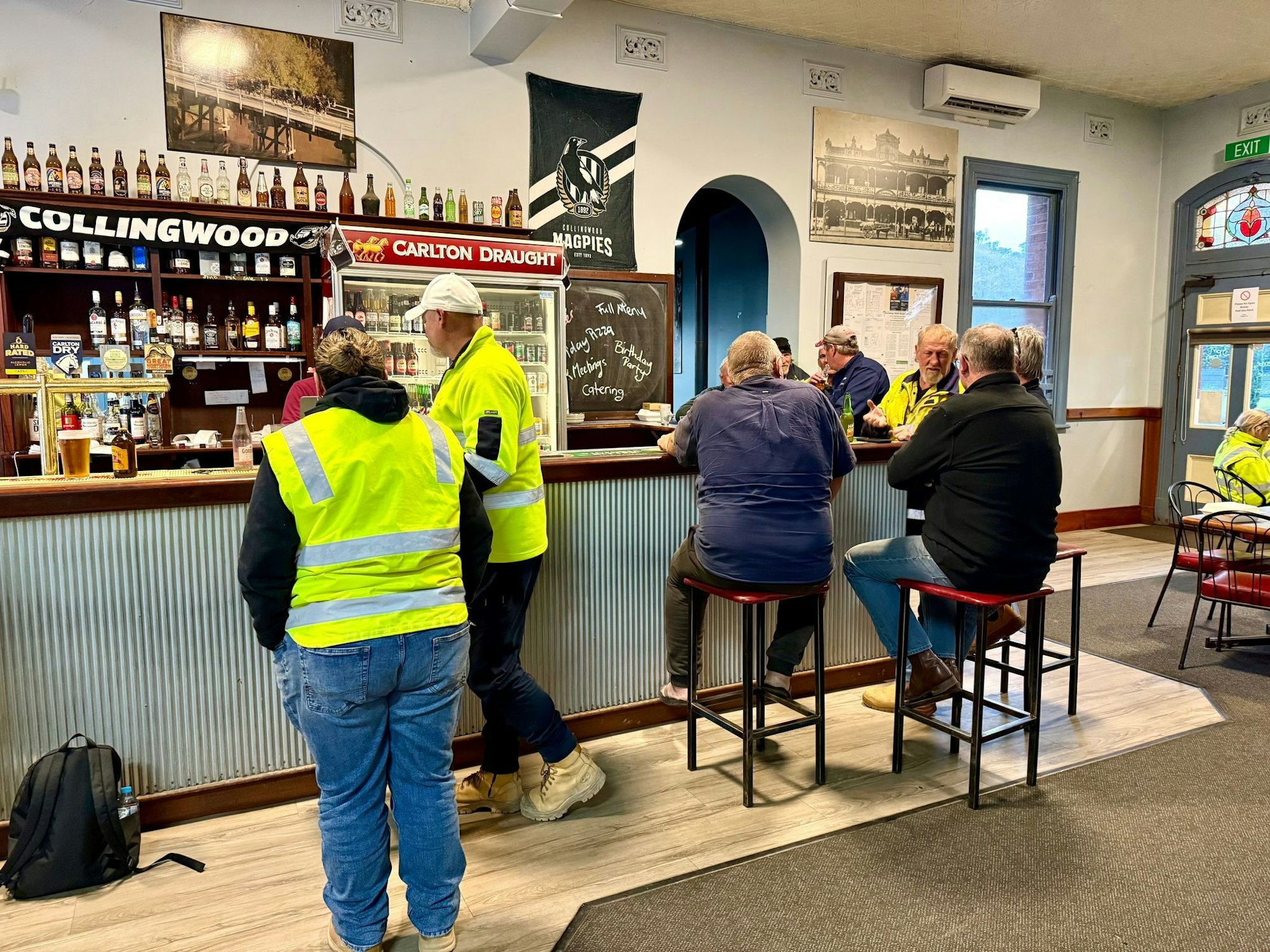 Abends tummeln sich die Minenarbeiter in einem der historischen Pubs.