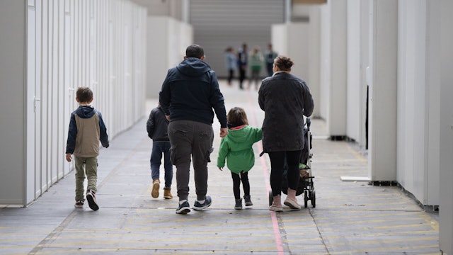 Flüchtlinge mit eingeschränktem Schutzstatus dürfen derzeit keine Familienangehörigen zu sich nach Deutschland holen. (Symbolbild)