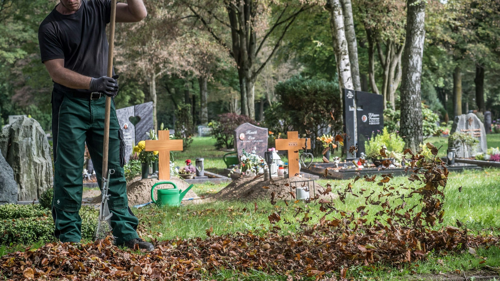 Laub auf dem Friedhof Reuschenberg