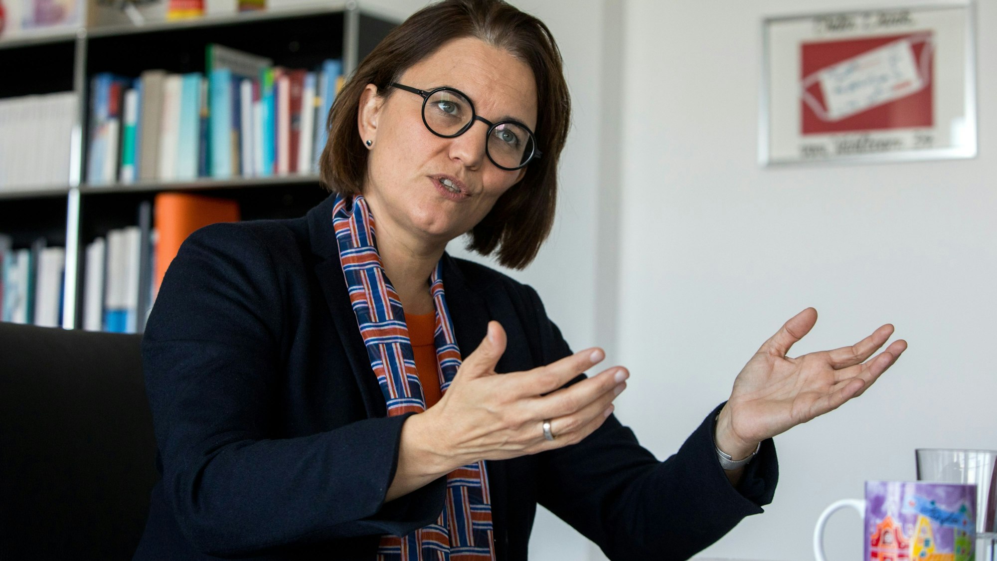 Stadtkämmerin Dörte Diemert will einen Ratsbeschluss umsetzen.