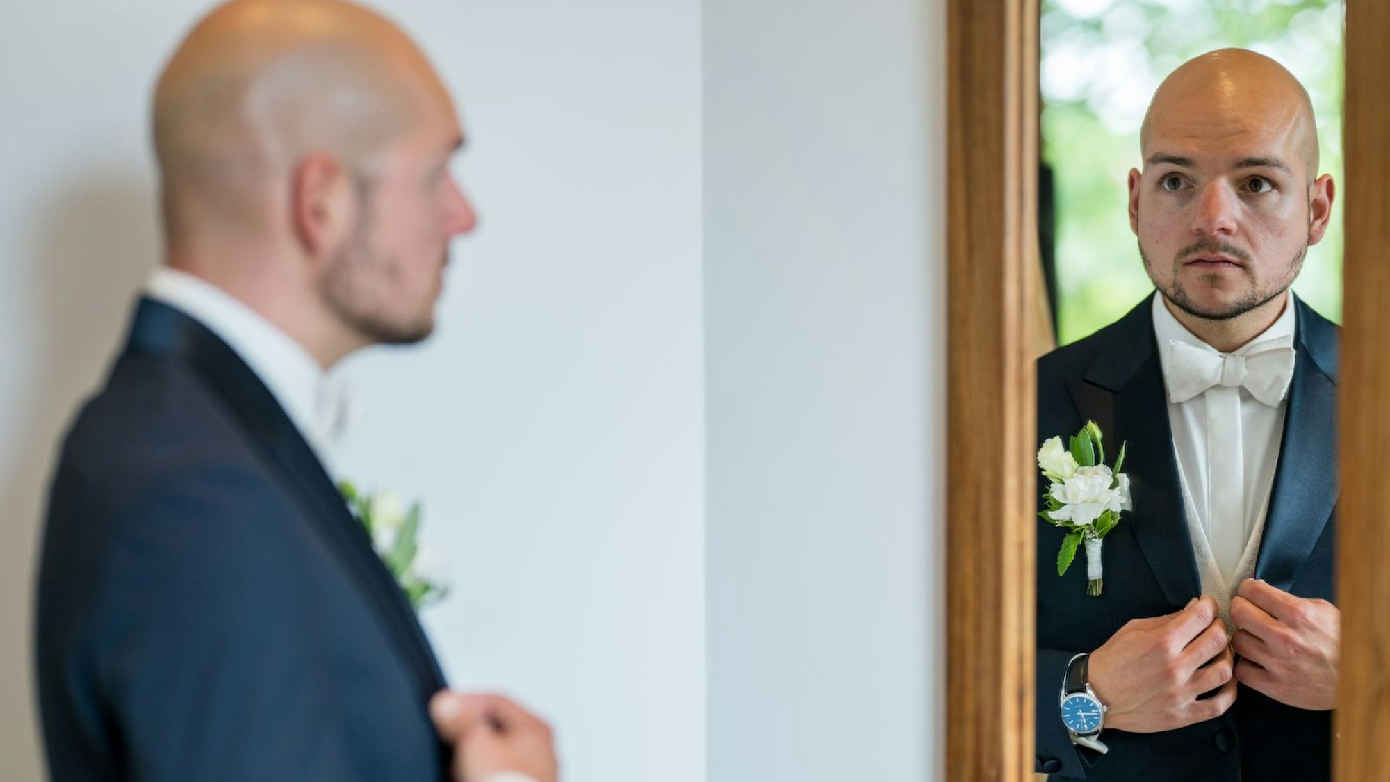 Tut er das Richtige? Daniel vor seinem Ja-Wort.  (Bild: Joyn / Markus Hertrich)