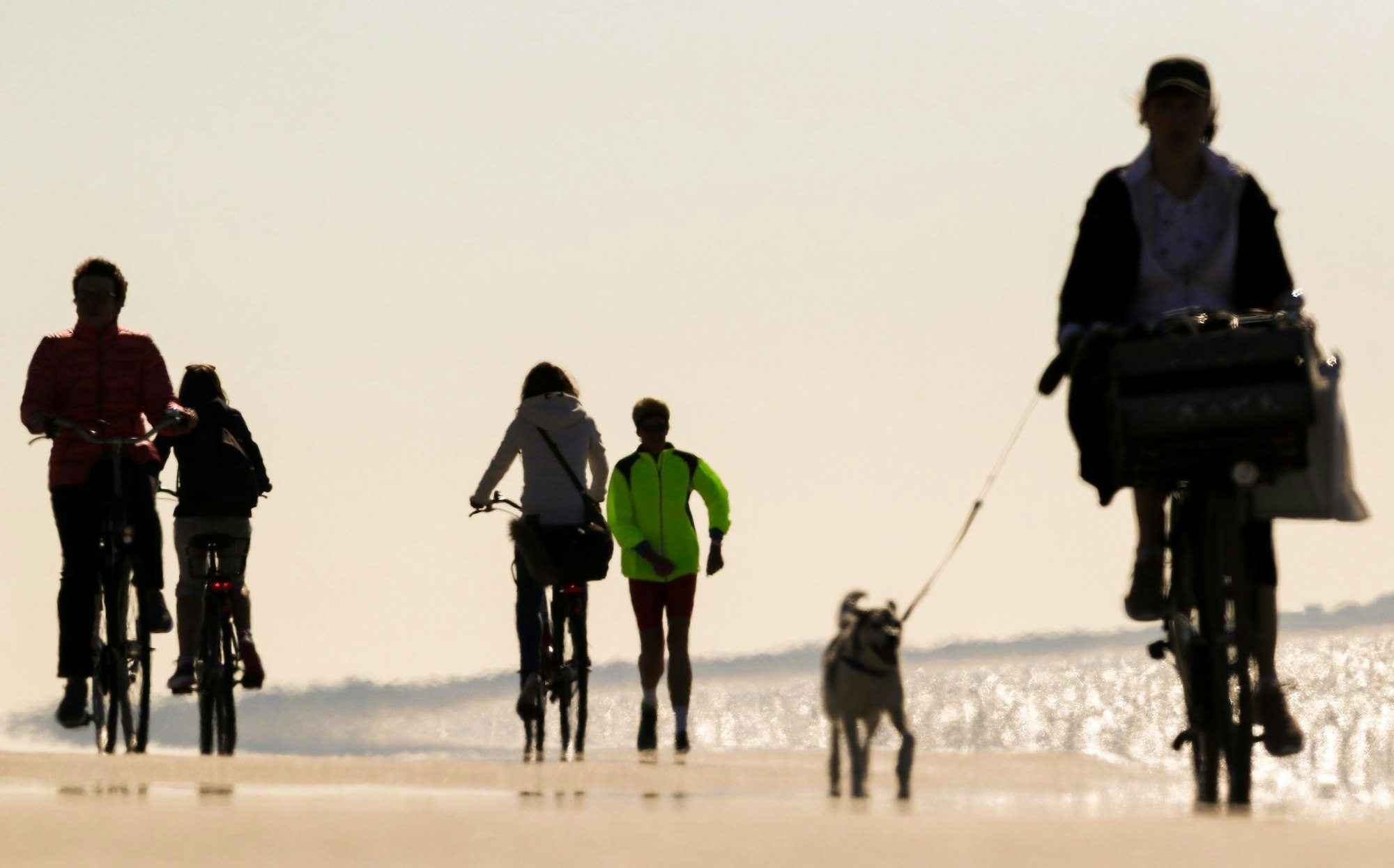Von Sport profitieren Frauenherzen mehr als Männerherzen. (Illustration)