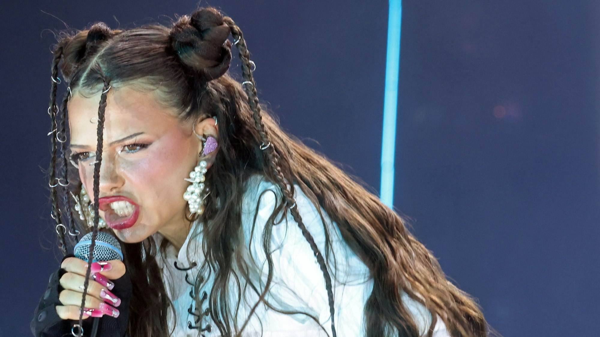 Nina Chuba tritt zum Auftakt ihrer Arena Tour 2025 in der Messehalle auf.