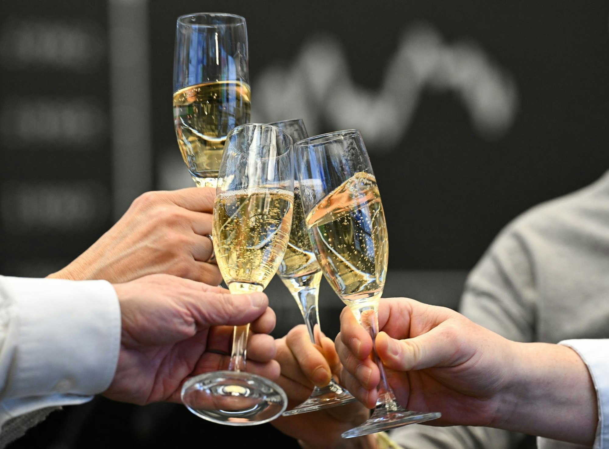 In anderen Ländern, zum Beispiel in den USA, machen die Menschen mehr aus ihren Ersparnissen, weil sie mehr auf Aktien setzen. (Symbolbild)