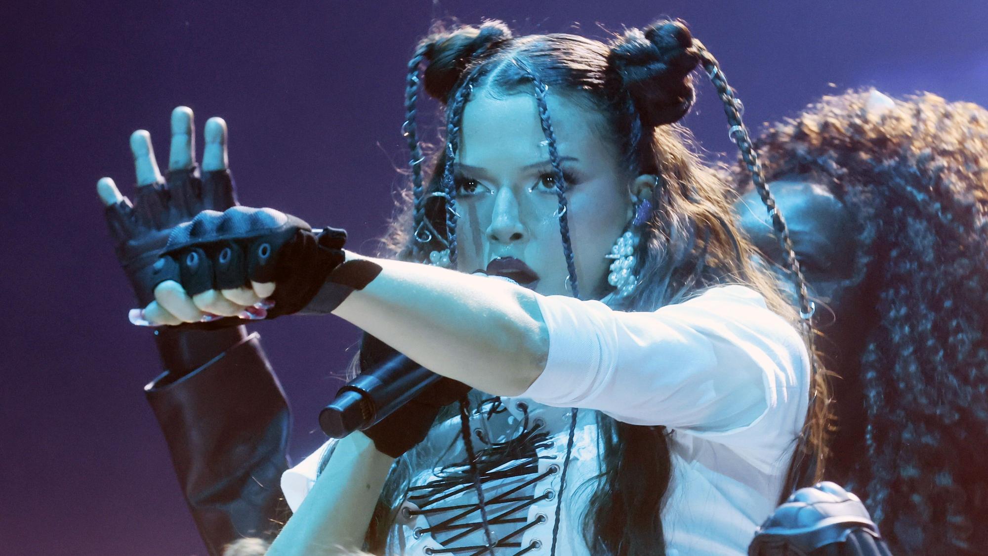 Nina Chuba tritt zum Auftakt ihrer Arena Tour 2025 in der Messehalle auf.