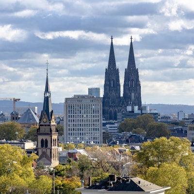 Kölnansicht mit dem Gerling Quartier und Dom.