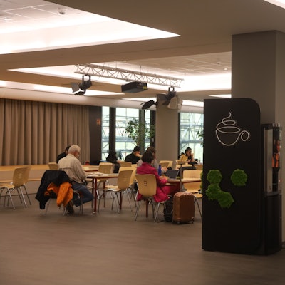 24.09.2025, Köln: Eröffnung des Interims der Zentralbibliothek Köln. Foto: Arton Krasniqi