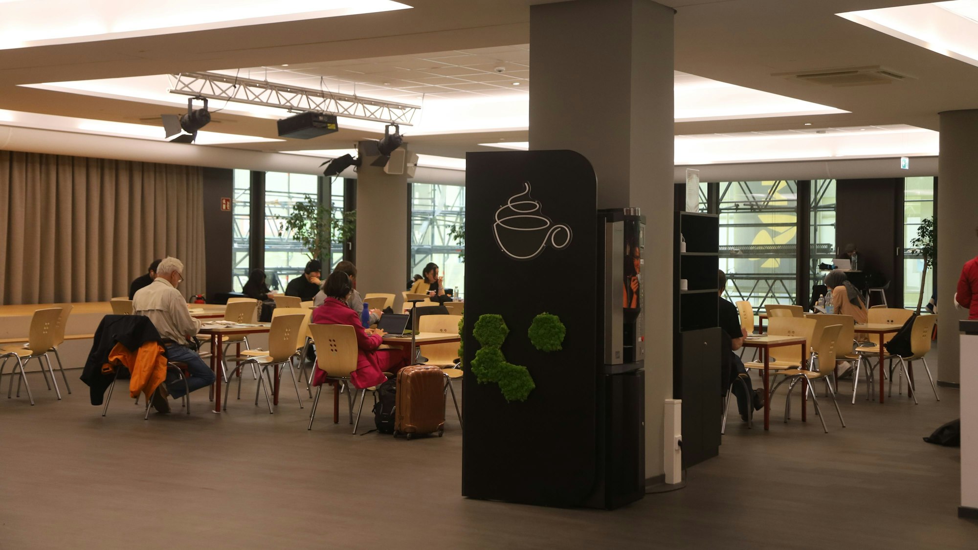 24.09.2025, Köln: Eröffnung des Interims der Zentralbibliothek Köln. Foto: Arton Krasniqi