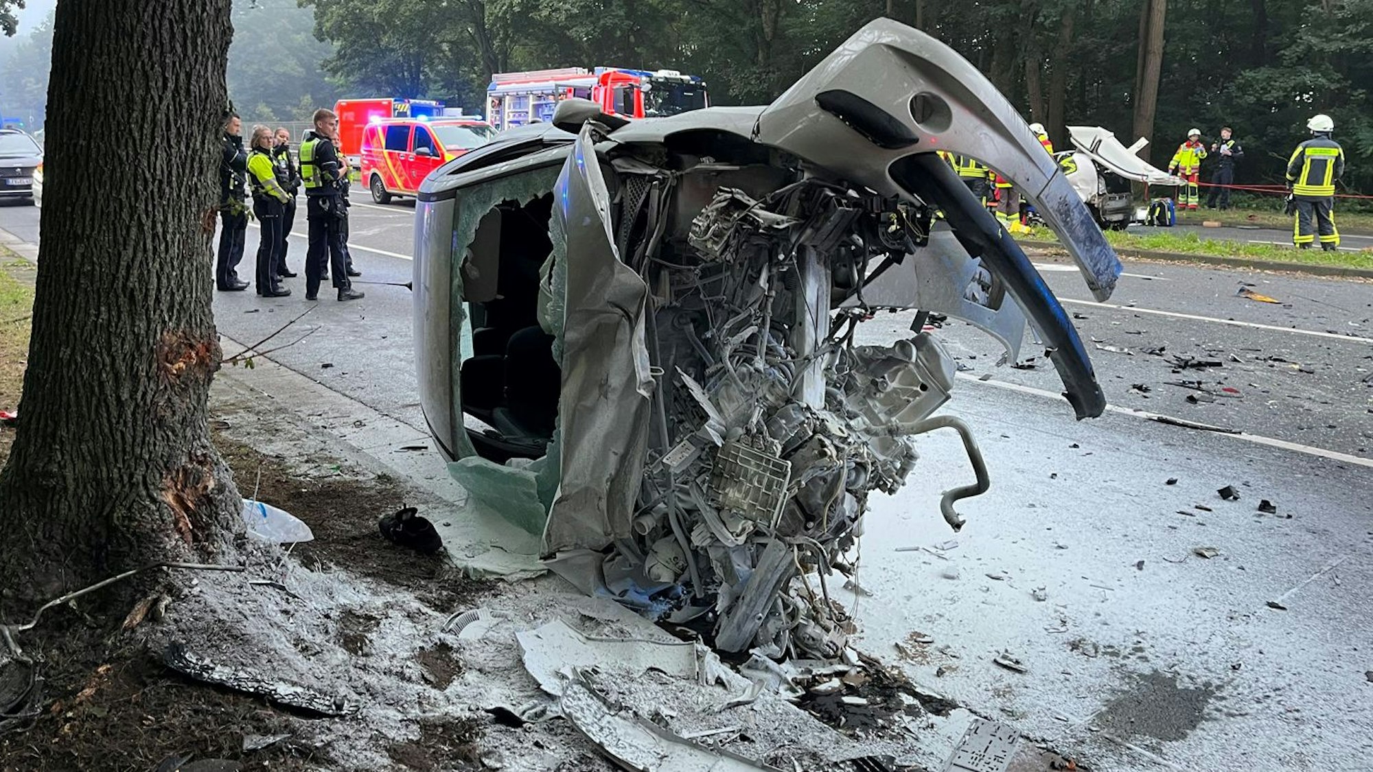 Die Verfolgungsfahrt am 13.9.2024 hatte in Rheindo0rf begonnen, mit einem Unfall endete sie in Langenfeld.