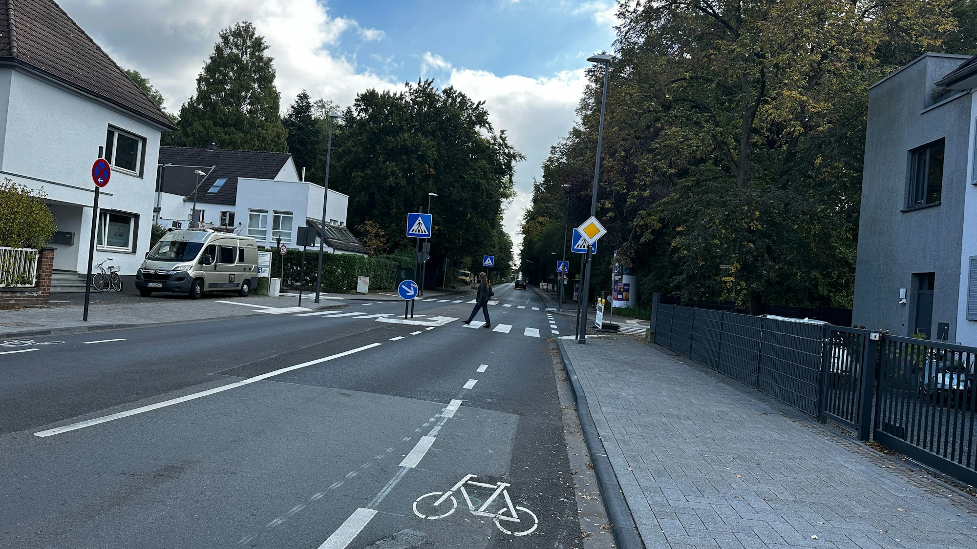 Bereits fertig ist der Kreuzungsumbau, Höhe Grüngürtelstraße. Hier wurde der Verkehr neu geregelt.
