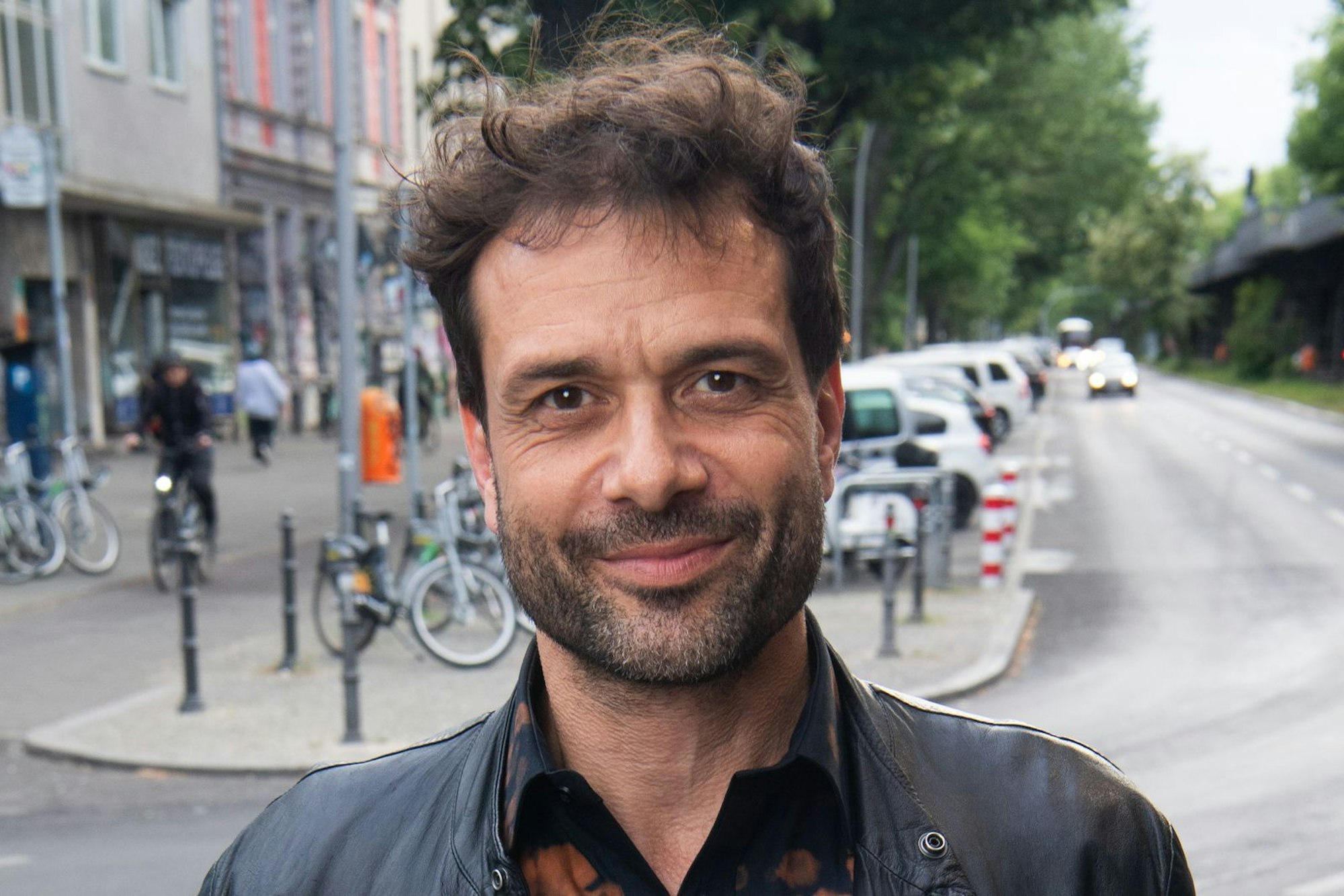 Vor „Doctor's Diary“ war Kai Schumann ein vergleichsweise unbeschriebenes Blatt: Er spielte im Theater und in kleineren Fernsehproduktionen. Heute ist er ein bekanntes Film- und TV-Gesicht. (Bild: Matthias Nareyek/Getty Images)