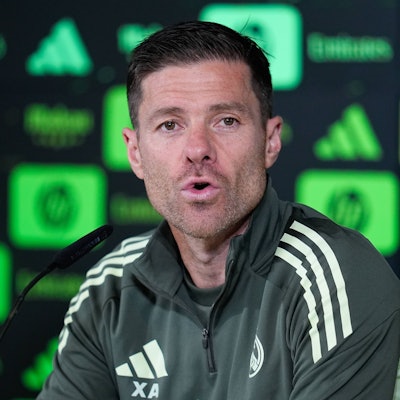 Xabi Alonso hat bei Real Madrid keinen leichten Stand.