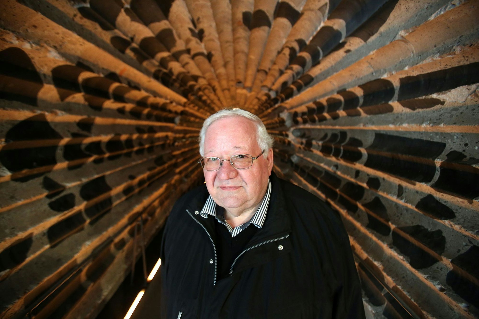 Brauchtumsforscher Manfred Becker-Huberti setzt sich seit langem mit den Ursprüngen von Halloween auseinander.