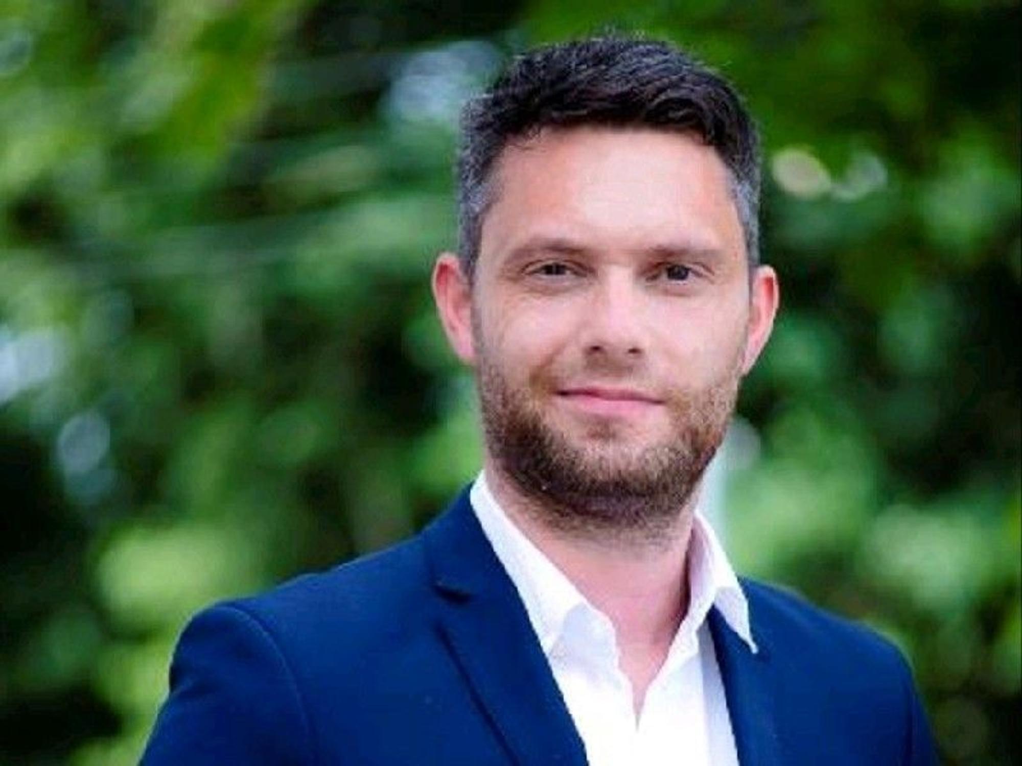 Michael Bücker ist wissenschaftlicher Referent beim Thomasius Research Institute on Political Extremism.