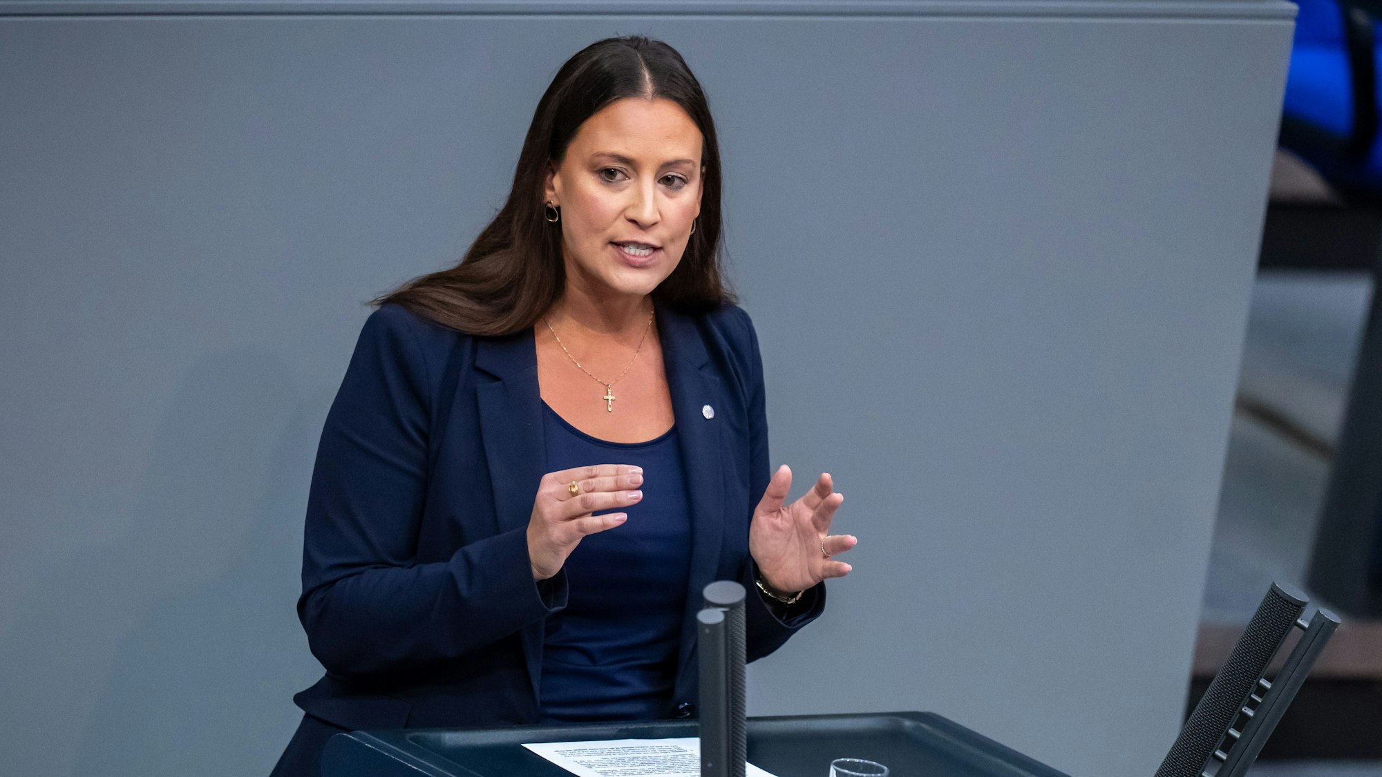 Caroline Bosbach (CDU) bei einer Debatte zu Antifa-Verbote im Bundestag.