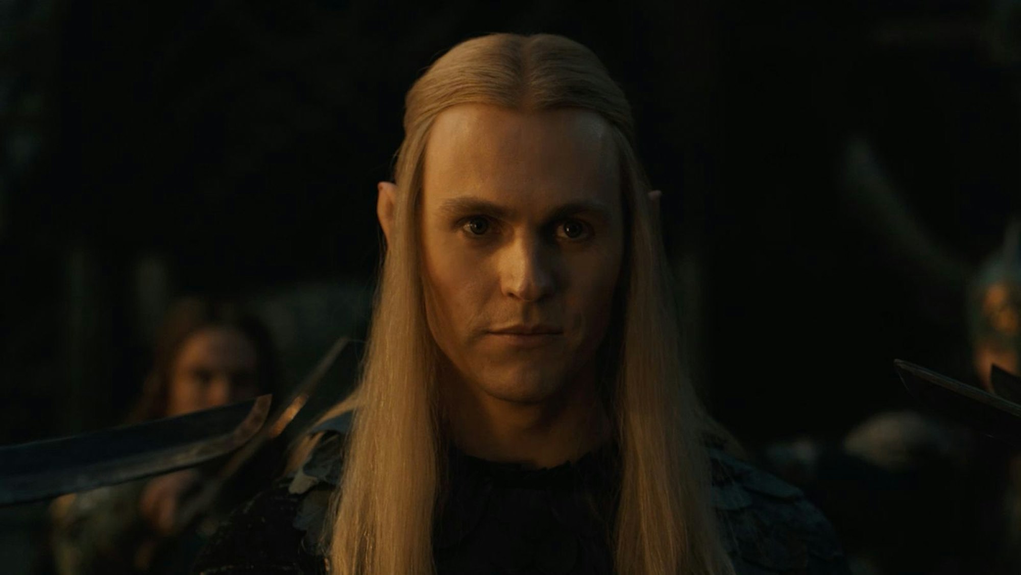 Steht in der zweiten Staffel von „Der Herr der Ringe: Die Ringe der Macht“ im Mittelpunkt: Schurke Sauron (Charlie Vickers). (Bild: Amazon Prime Video)