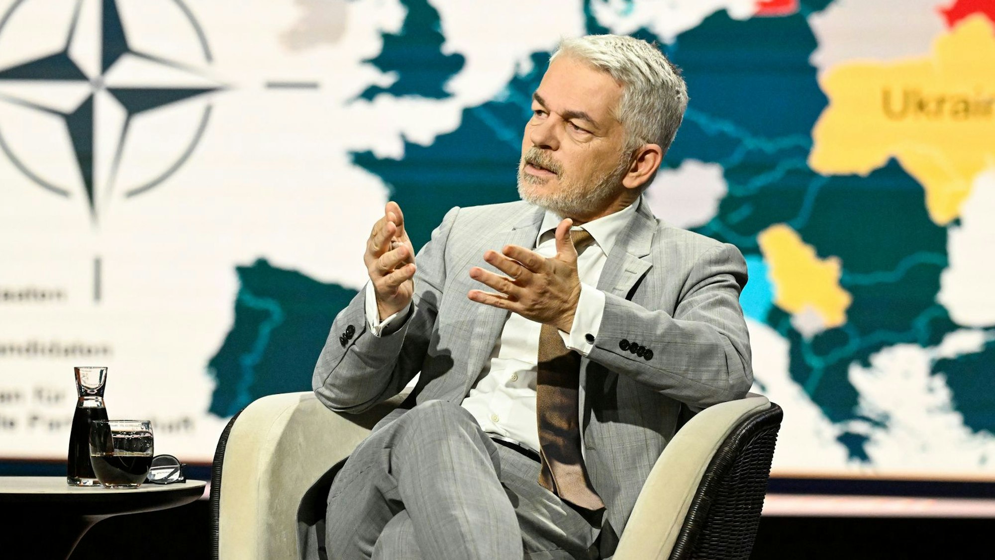 Carlo Masala spricht am 30. Oktober in der ZDF-Talkshow von Markus Lanz.