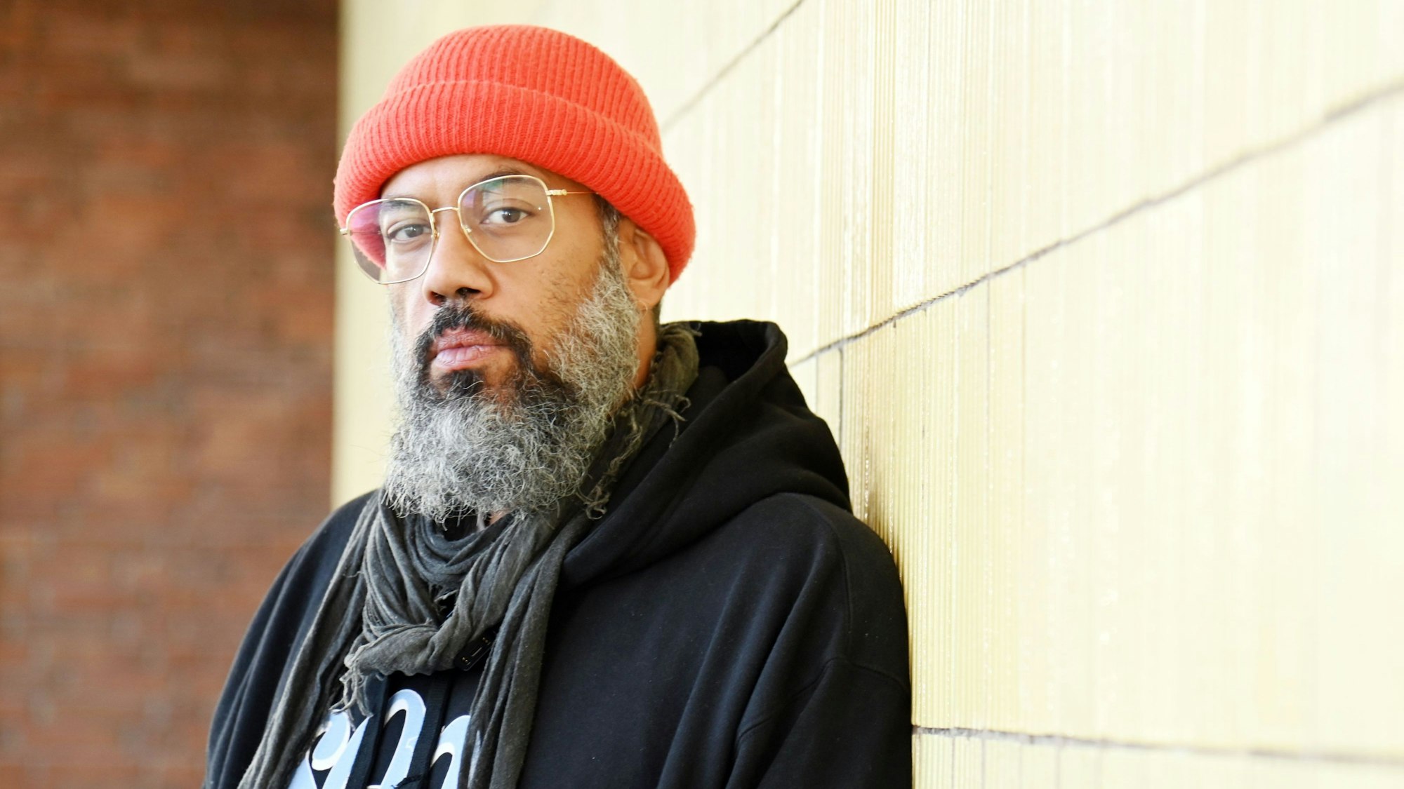 30.10.2025 Köln. 30 Jahre Samy Deluxe – der Rapper zu Gast am Cologne Hip Hop Institute . Foto: Alexander Schwaiger