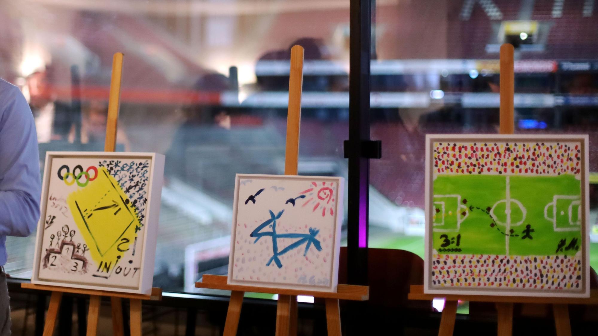Die Kunstwerke von Julius Brink, Herbert Grönemeyer und Lothar Matthäus (v.l.)